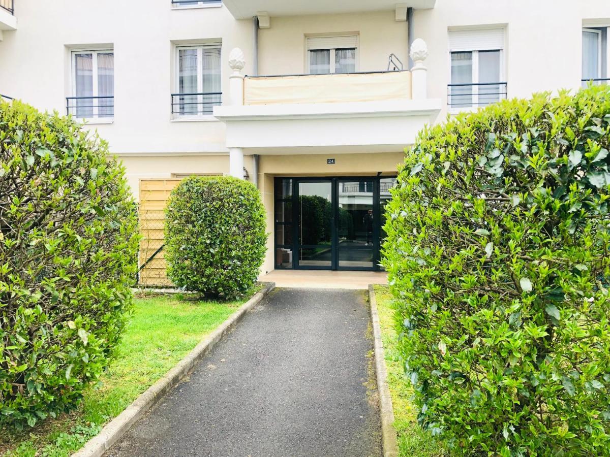 סן-ז'וליאן-אן-ג'נבואה Beautiful Apartment Near Geneva מראה חיצוני תמונה